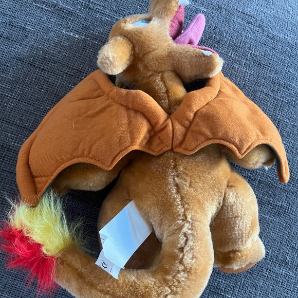 Pokemon 1999 Charizard Play By Play 10” Plush RARE - Picture 4 of 8
